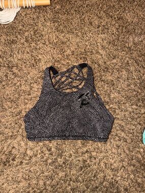 LuluXPeleton Collab Black & White Polka Dot Strappy Sports Bra